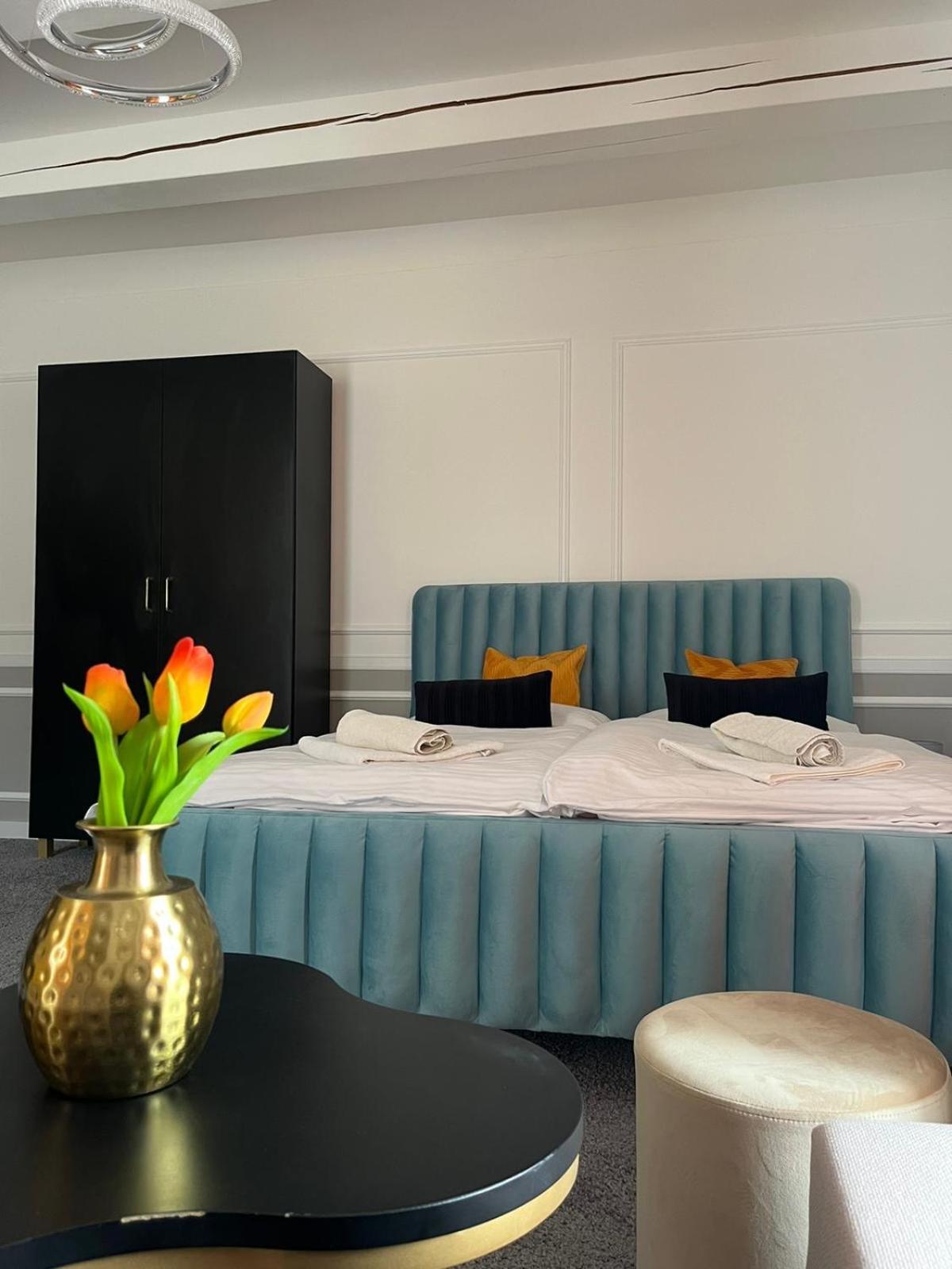 Boutique Hotel Posta Rl اورافسكي بودزاموك المظهر الخارجي الصورة
