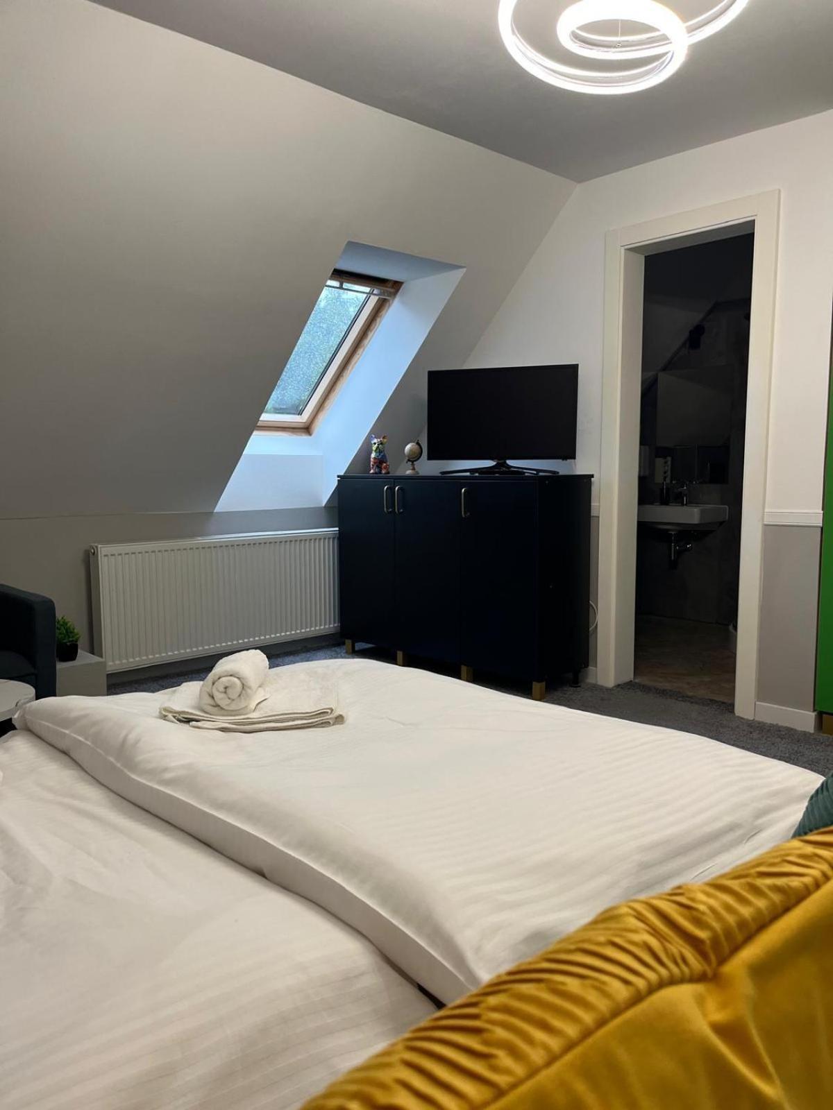 Boutique Hotel Posta Rl اورافسكي بودزاموك المظهر الخارجي الصورة