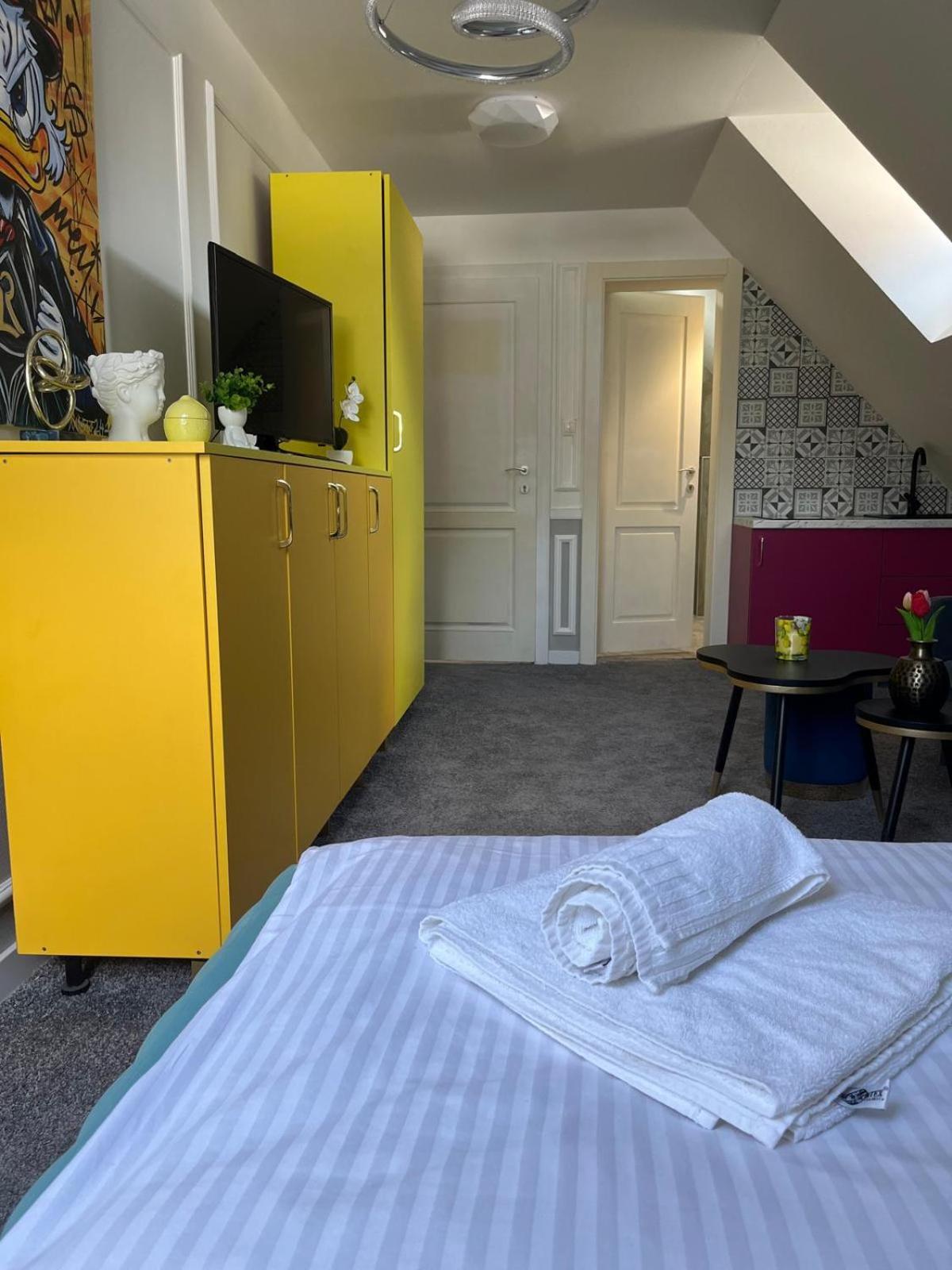 Boutique Hotel Posta Rl اورافسكي بودزاموك المظهر الخارجي الصورة