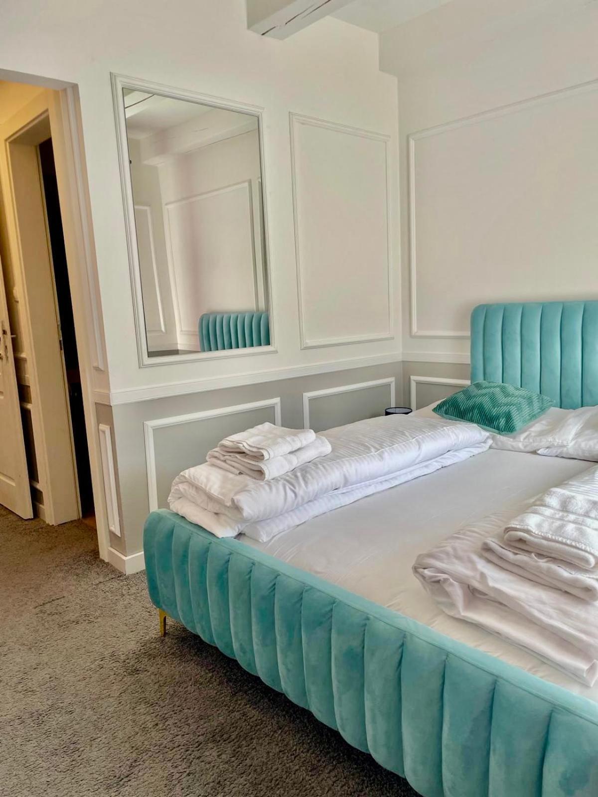 Boutique Hotel Posta Rl اورافسكي بودزاموك المظهر الخارجي الصورة