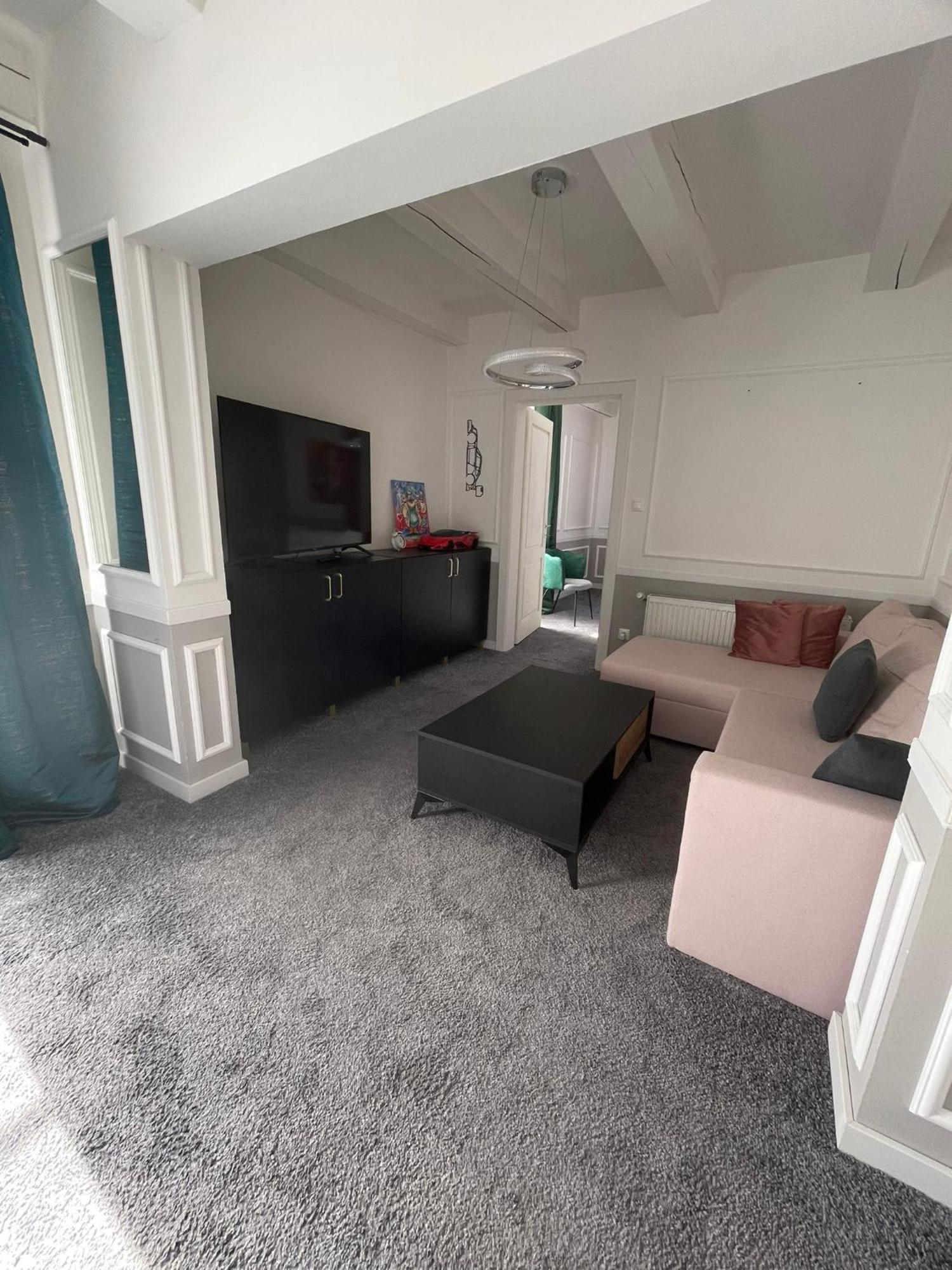 Boutique Hotel Posta Rl اورافسكي بودزاموك المظهر الخارجي الصورة